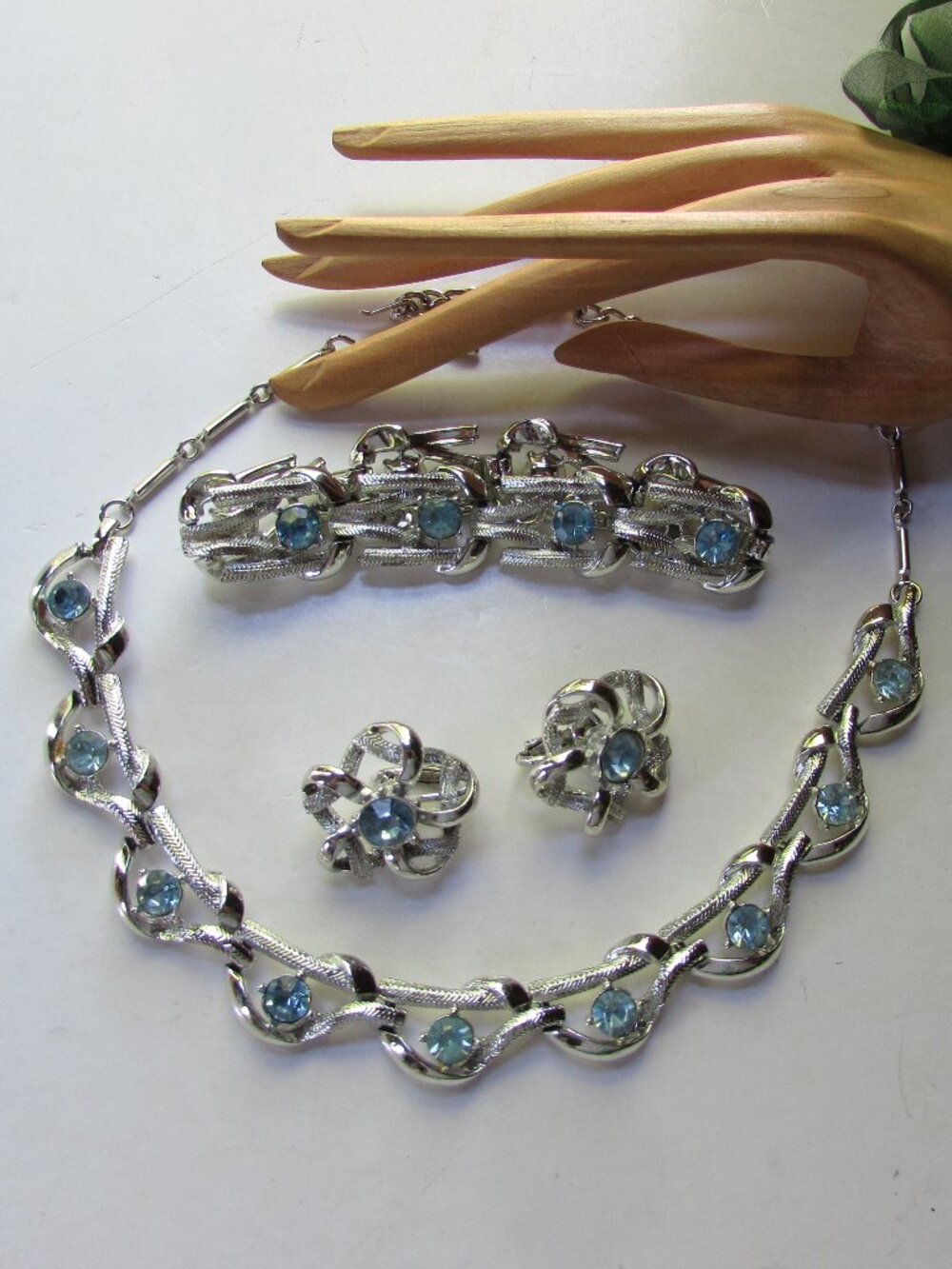 Vintage Coro Demi Parure Ice Blue Rhinestones Silver Tone Links